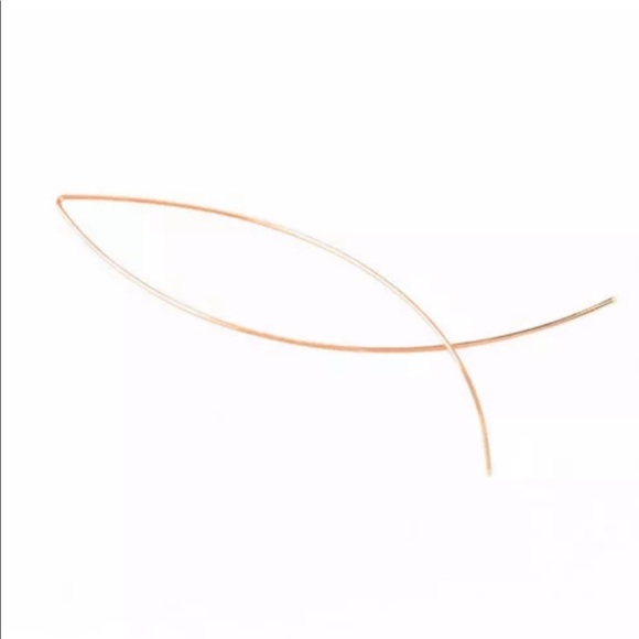 {JADA} gold dainty linear Curved Earrings - Picture 4 of 7